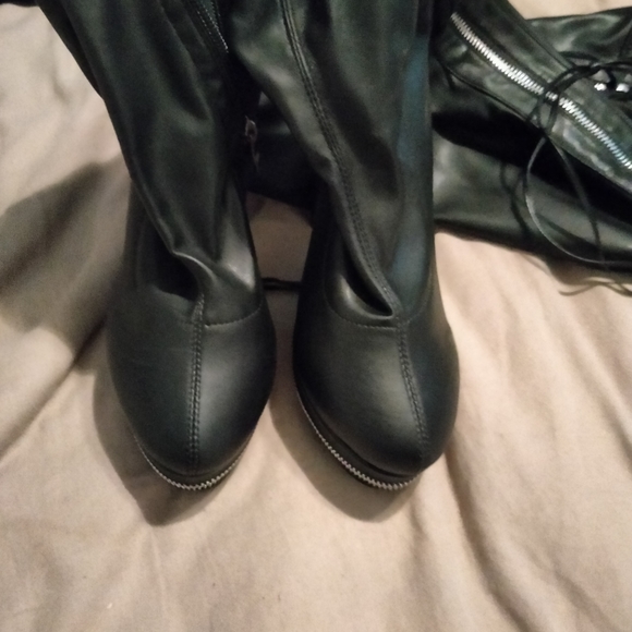 Crotch height 😉 boots. Custom made. - Picture 5 of 6